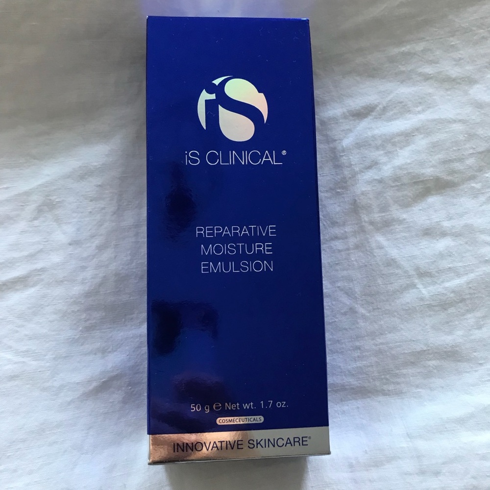 iS Clinical Reparative Moisture Emulsion